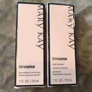 Mary Kay Day and night solution set